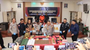 Kapolda Papua Pimpin Pelaksanaan Press Release Penangkapan Pelaku Penyelundupan Senjata